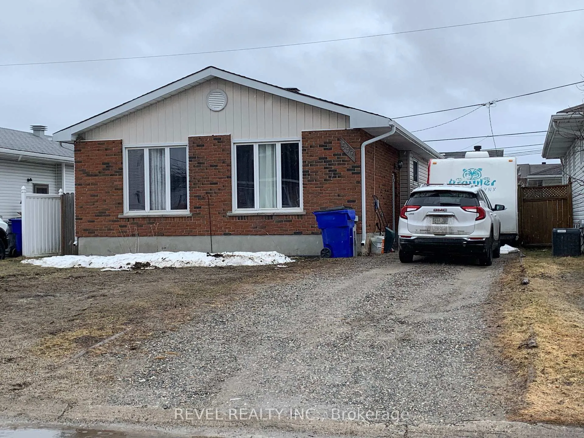 Front of 597 Spooner Drive
