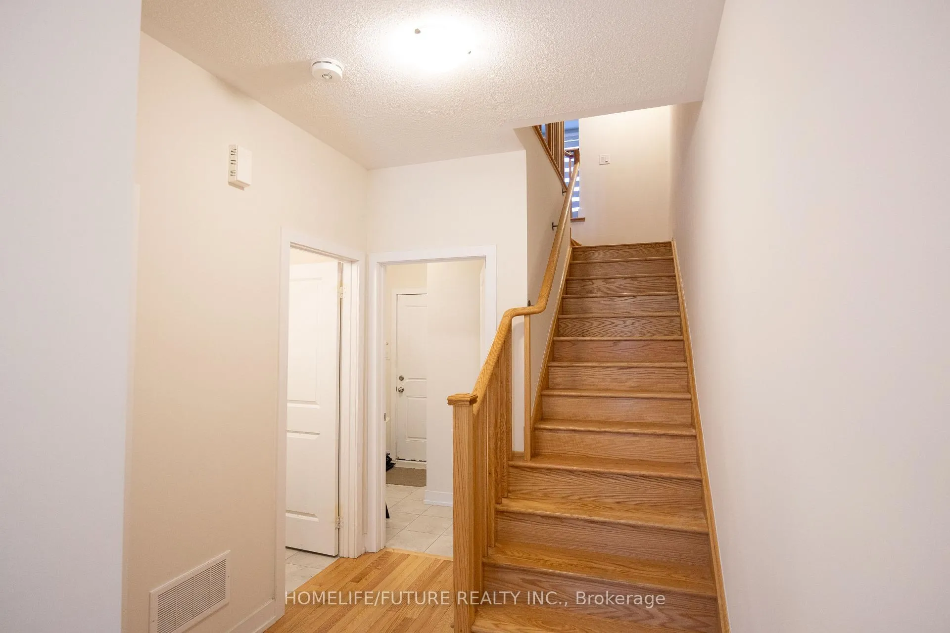 Photo 6 of 86 Stauffer Crescent, Markham, Cornell — HOMEH