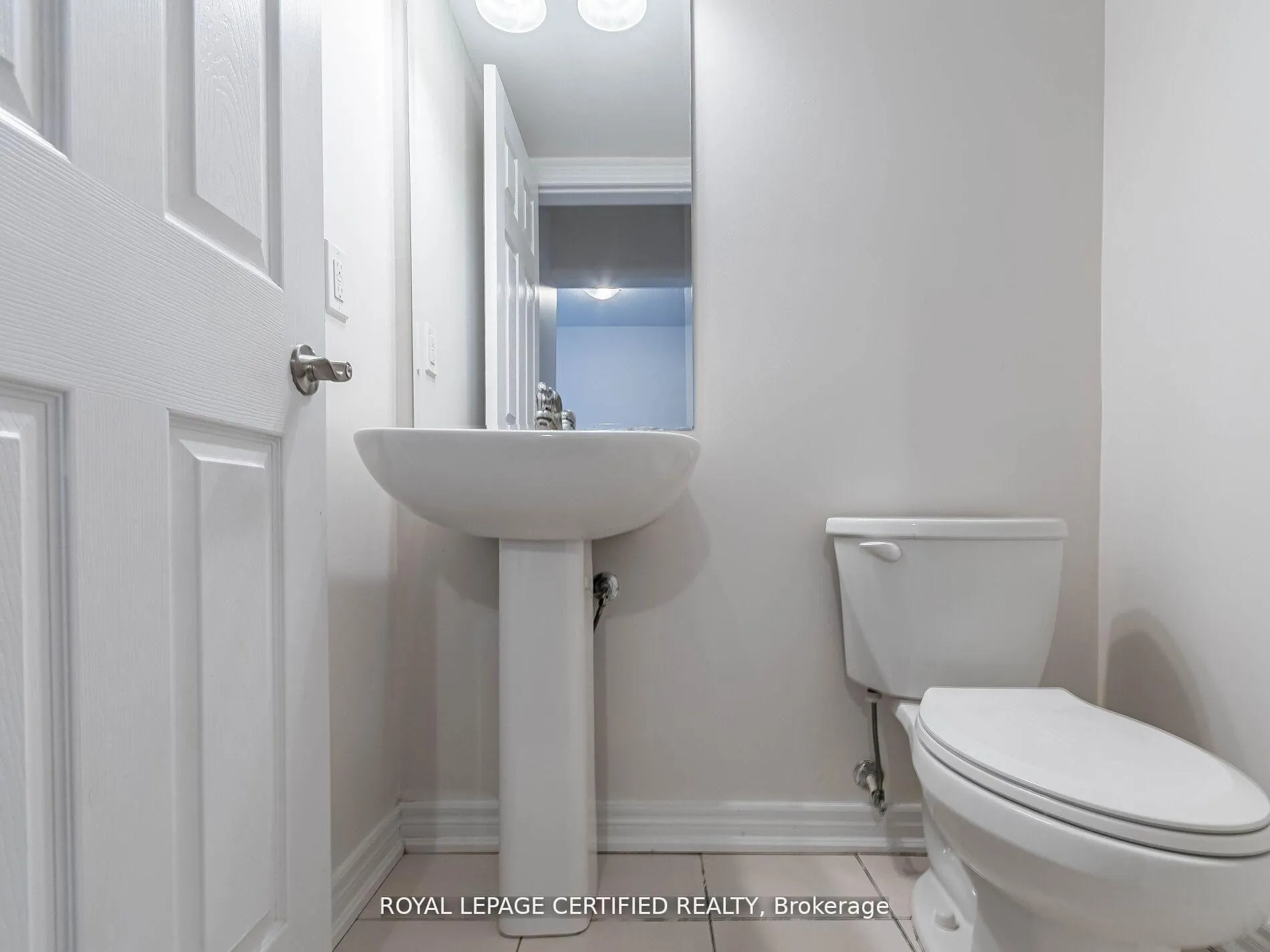 Photo 14 of 596 Linden Drive, Cambridge, Preston Heights — HOMEH