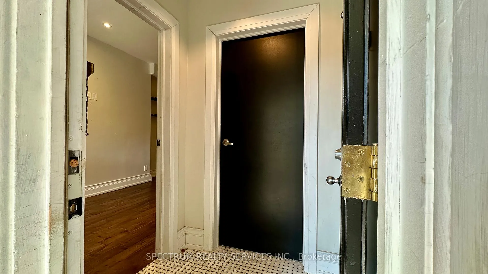 Photo 3 of Unit 1, 92 Caroline Avenue, Toronto, South Riverdale — HOMEH