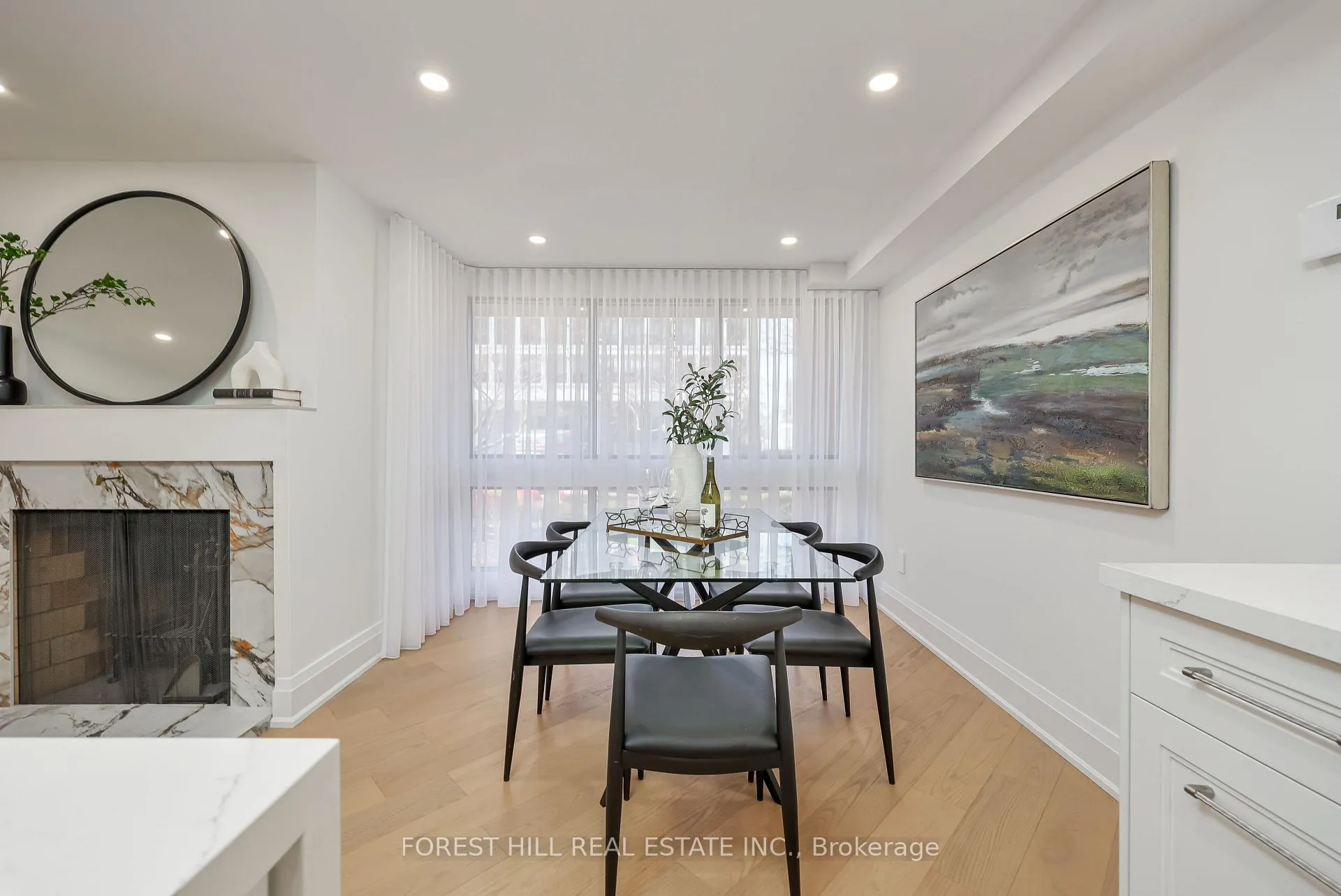 Photo 9 of Unit 115, 349 St Clair Avenue W, Toronto, Casa Loma — HOMEH