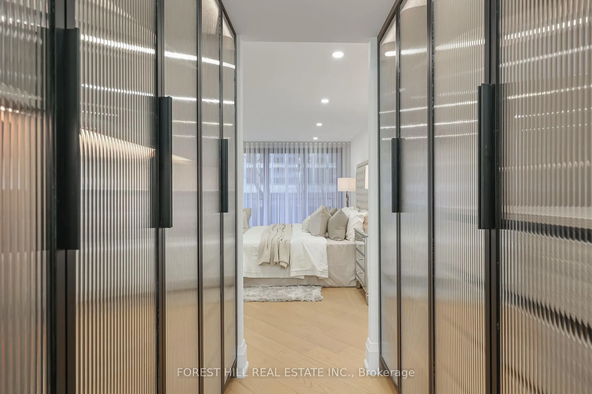 Photo 14 of Unit 115, 349 St Clair Avenue W, Toronto, Casa Loma — HOMEH