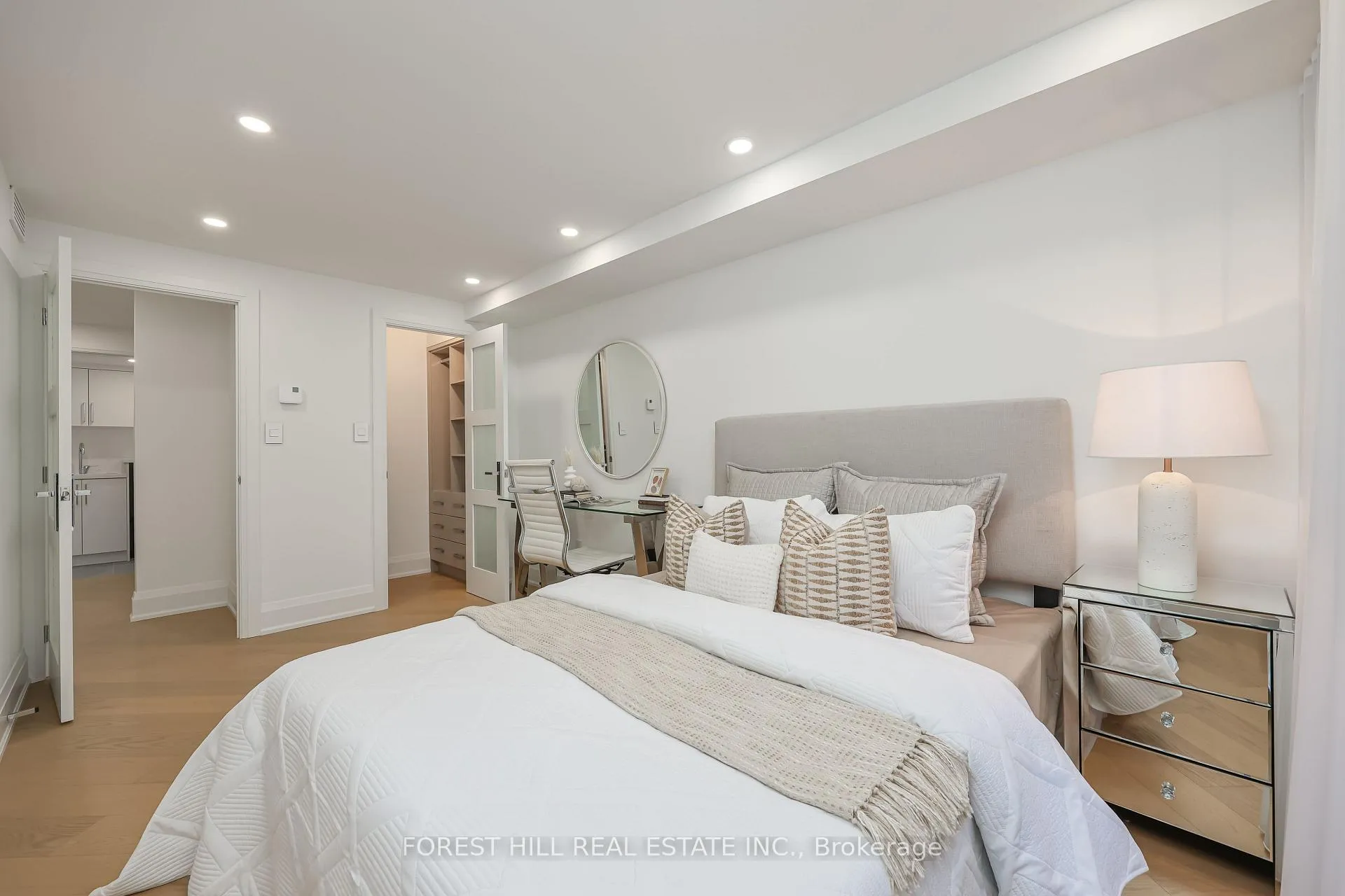 Photo 16 of Unit 115, 349 St Clair Avenue W, Toronto, Casa Loma — HOMEH
