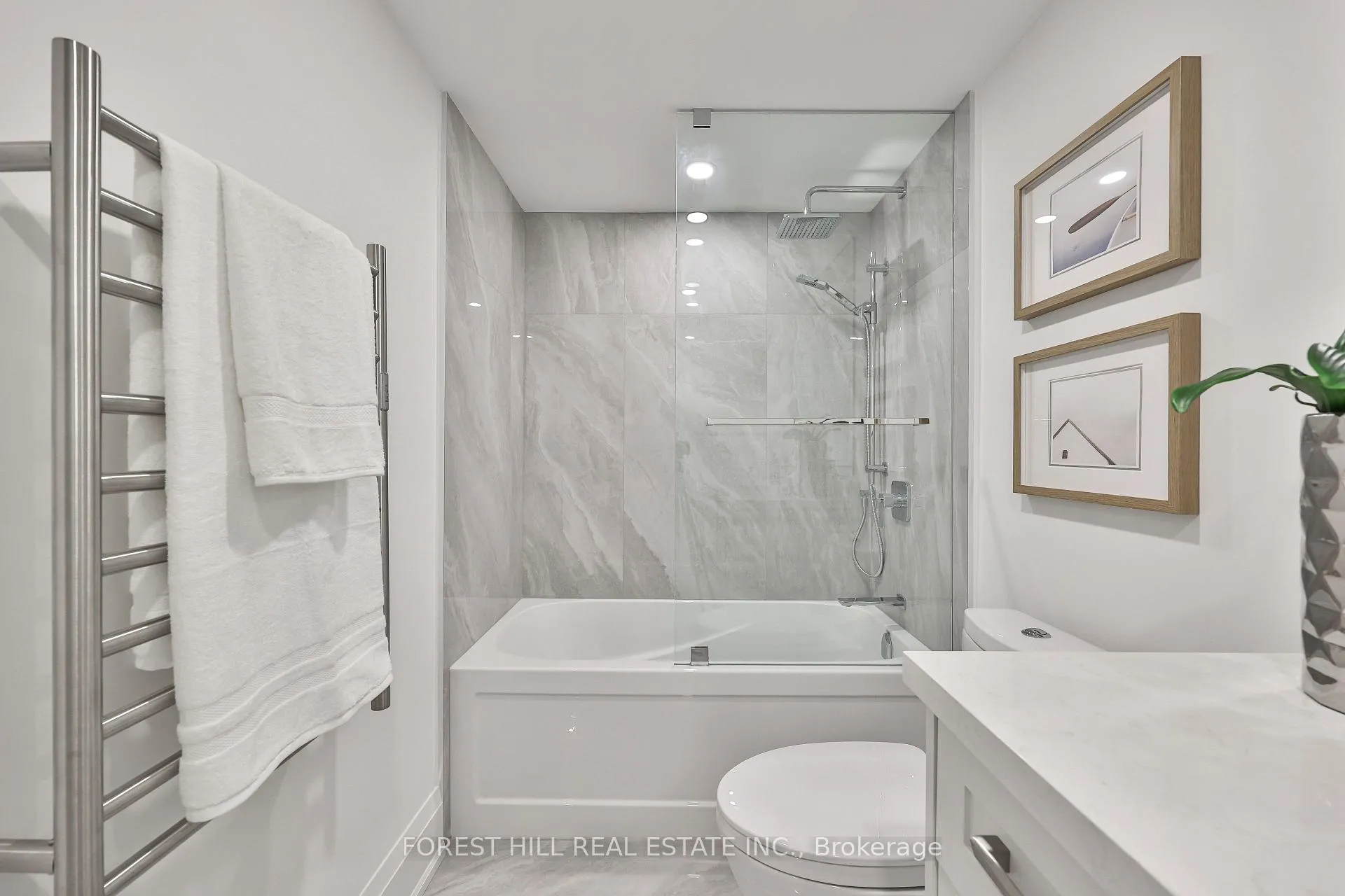 Photo 20 of Unit 115, 349 St Clair Avenue W, Toronto, Casa Loma — HOMEH