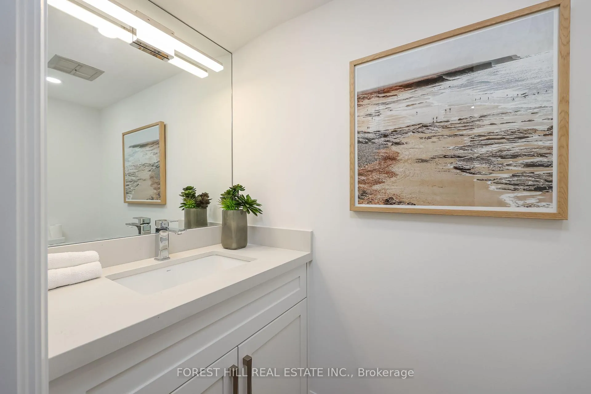 Photo 25 of Unit 115, 349 St Clair Avenue W, Toronto, Casa Loma — HOMEH