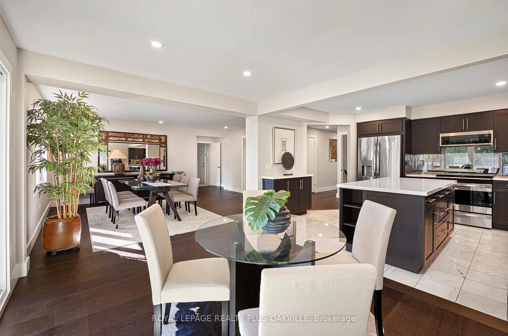 Photo 9 of 679 Greenravine Drive, Hamilton, Ancaster — HOMEH