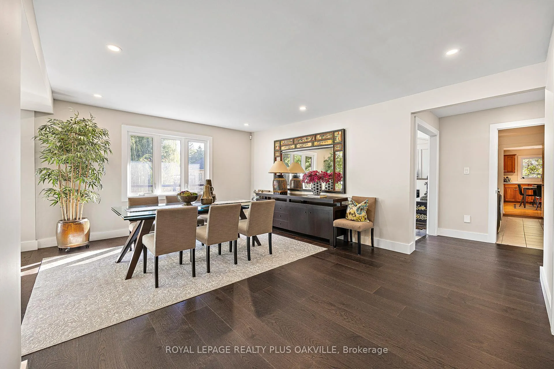 Photo 10 of 679 Greenravine Drive, Hamilton, Ancaster — HOMEH