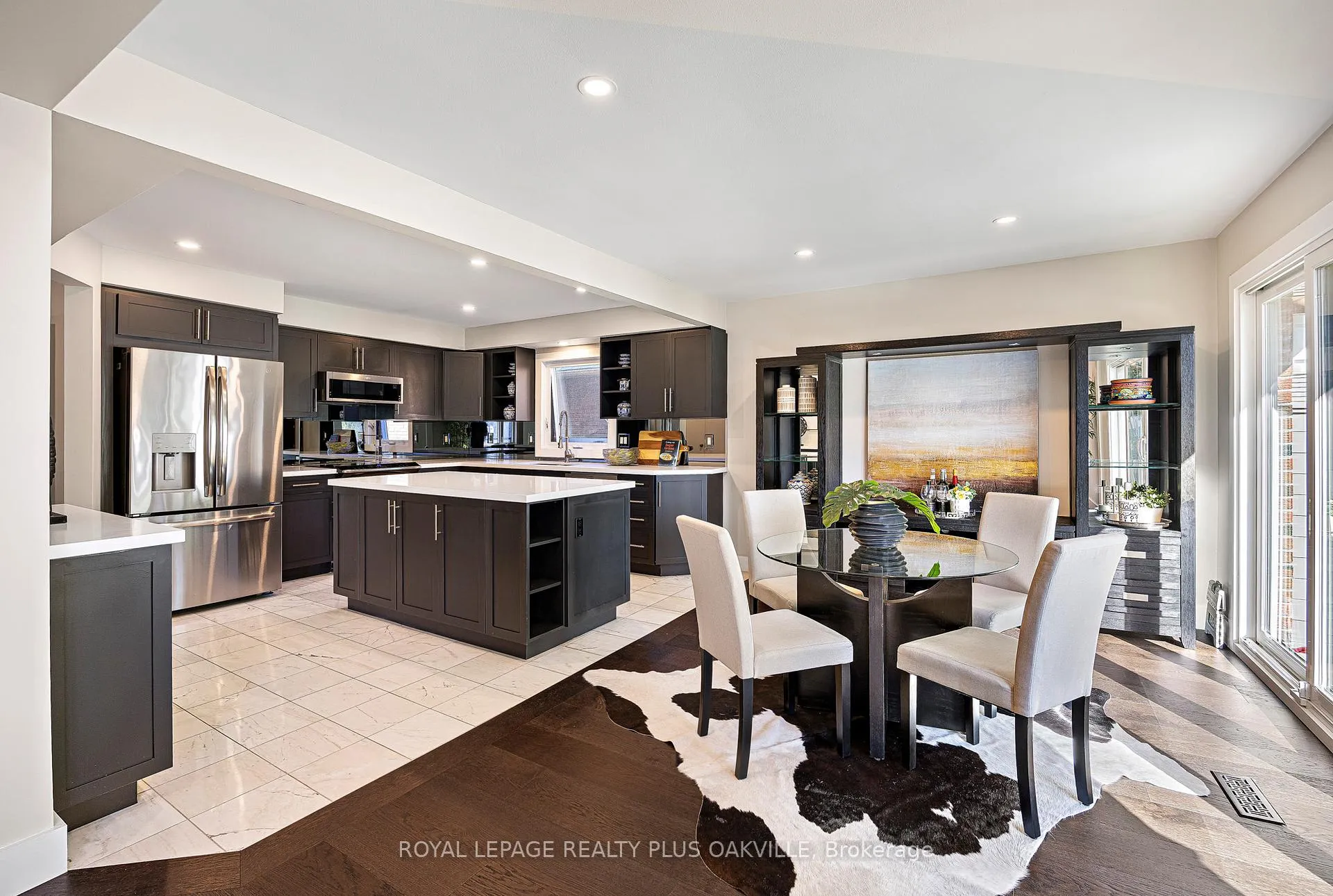 Photo 11 of 679 Greenravine Drive, Hamilton, Ancaster — HOMEH