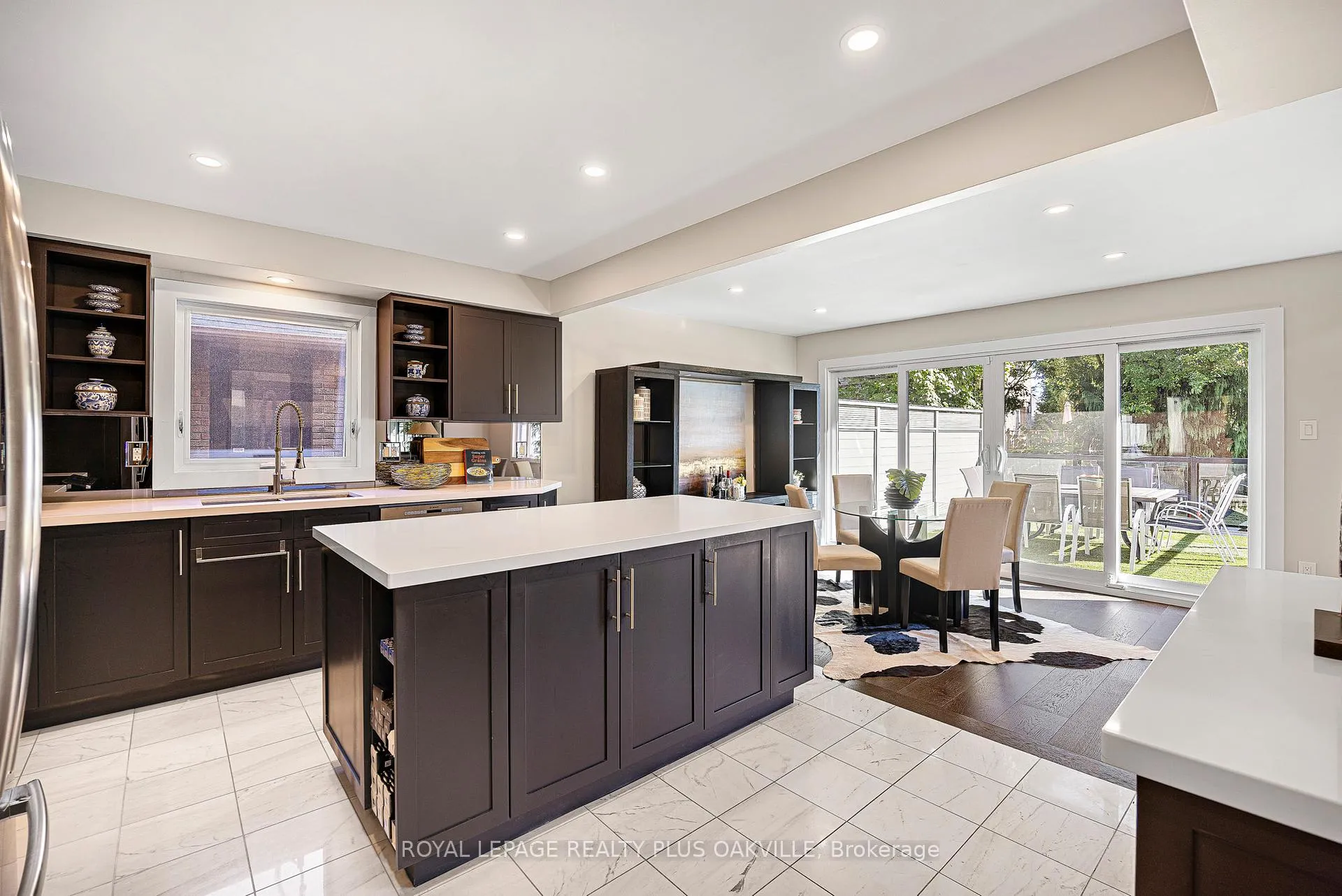 Photo 13 of 679 Greenravine Drive, Hamilton, Ancaster — HOMEH