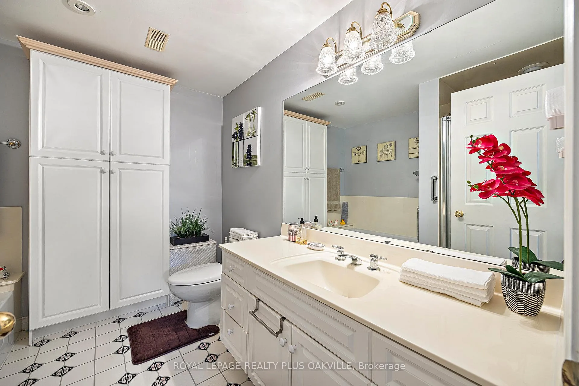 Photo 35 of 679 Greenravine Drive, Hamilton, Ancaster — HOMEH