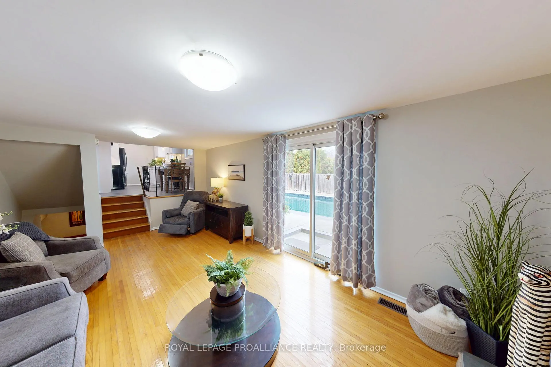 Photo 5 of 6 Richmond Grove, Belleville, Belleville Ward — HOMEH