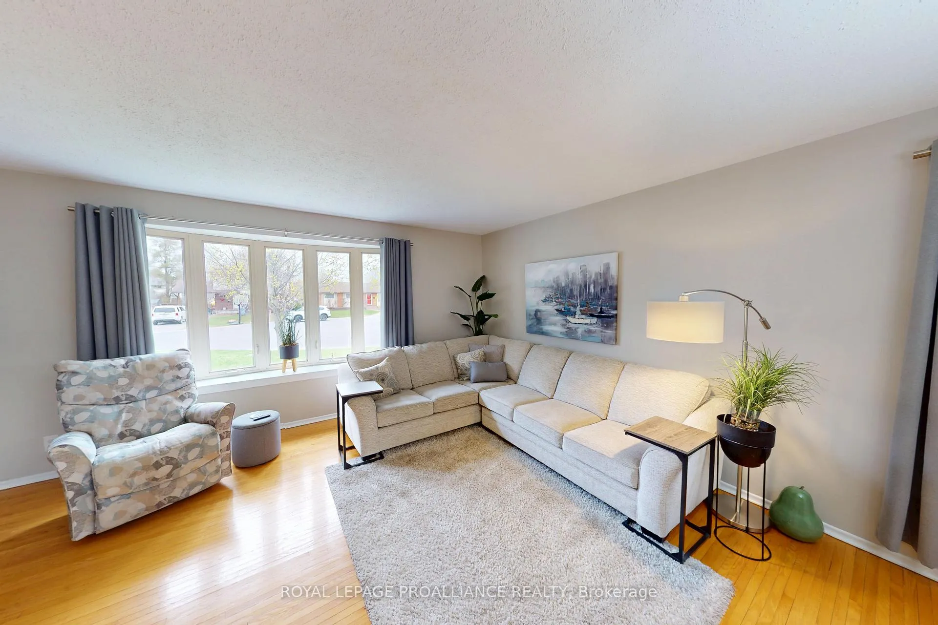 Photo 14 of 6 Richmond Grove, Belleville, Belleville Ward — HOMEH