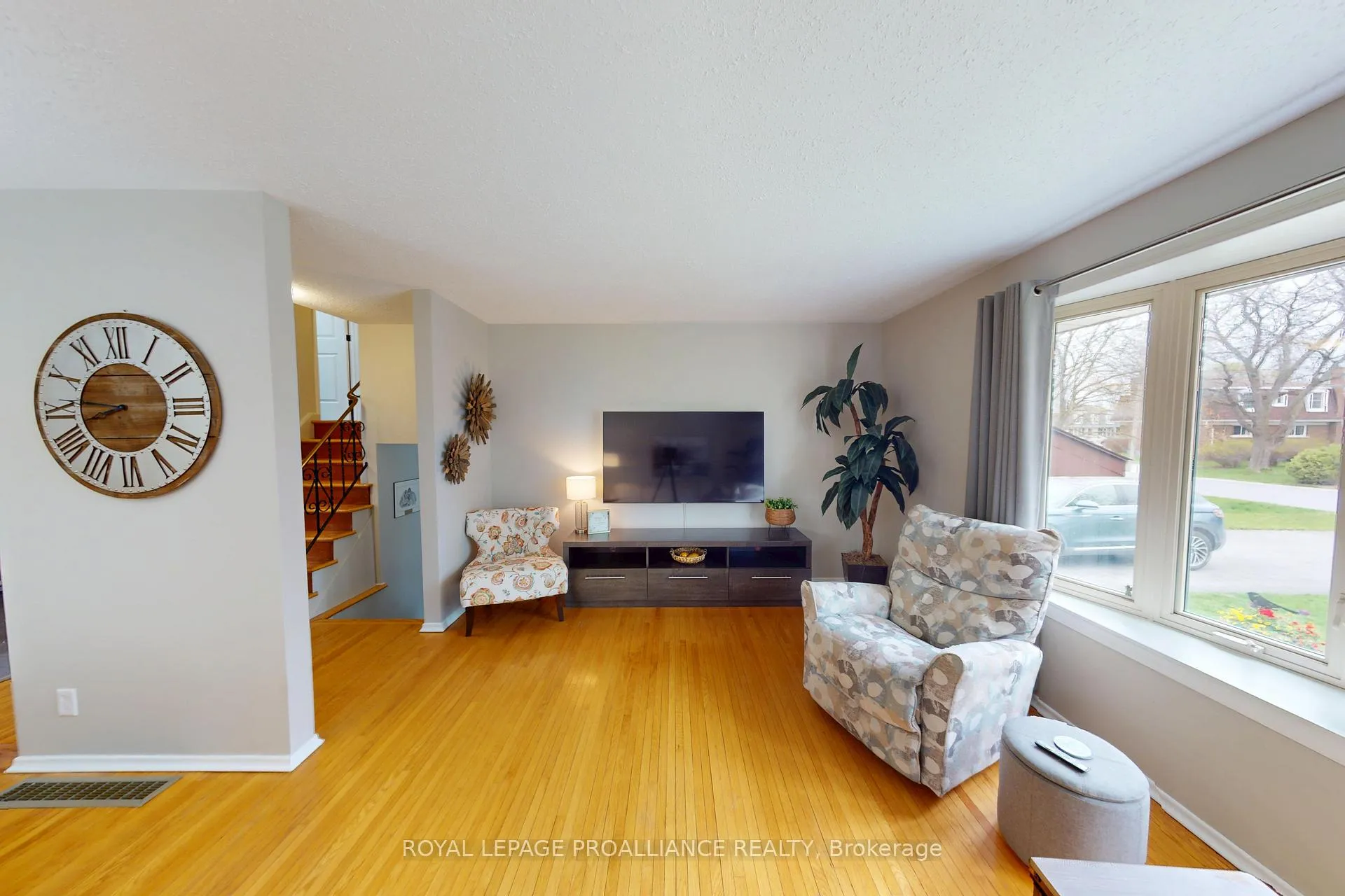 Photo 16 of 6 Richmond Grove, Belleville, Belleville Ward — HOMEH