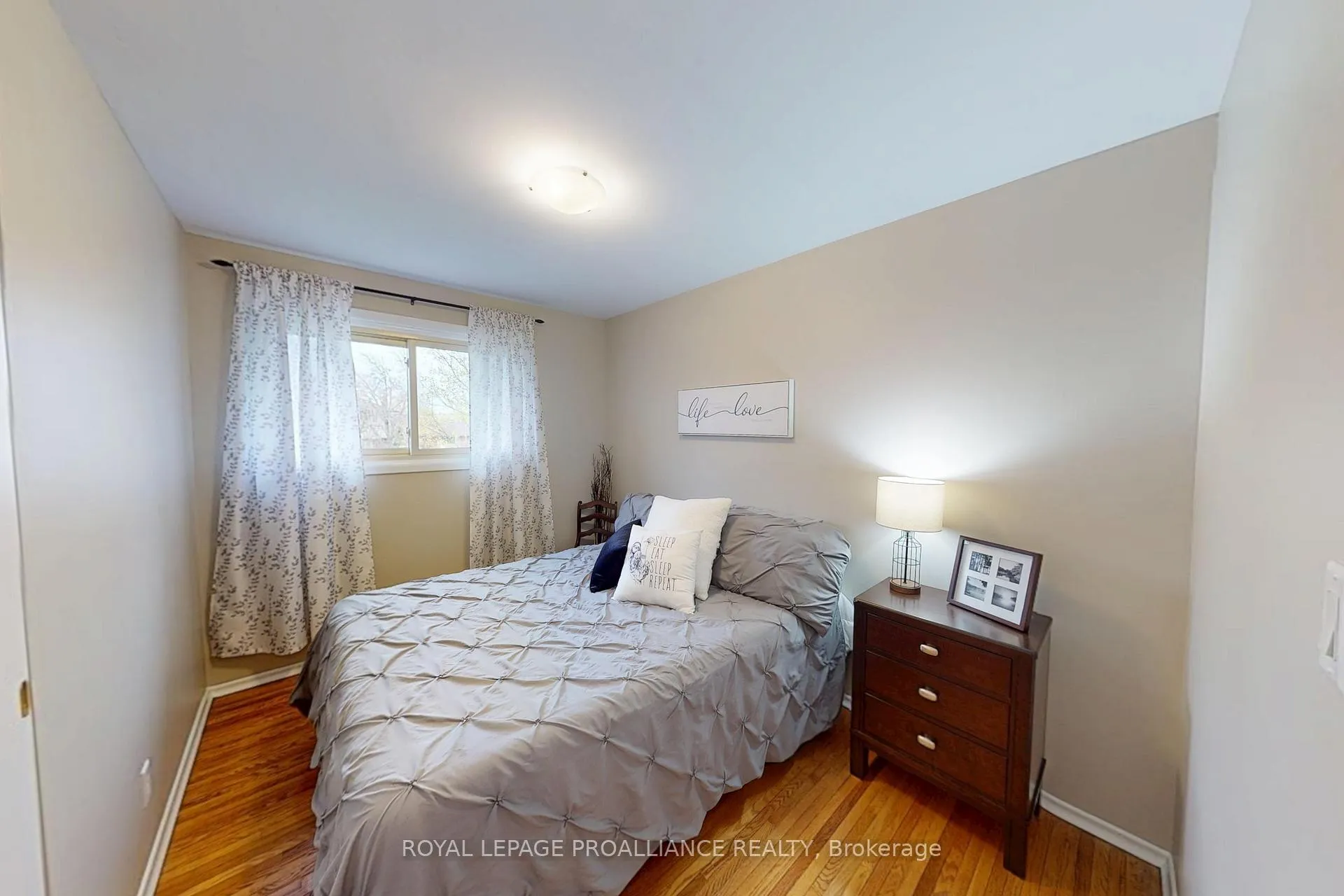 Photo 26 of 6 Richmond Grove, Belleville, Belleville Ward — HOMEH