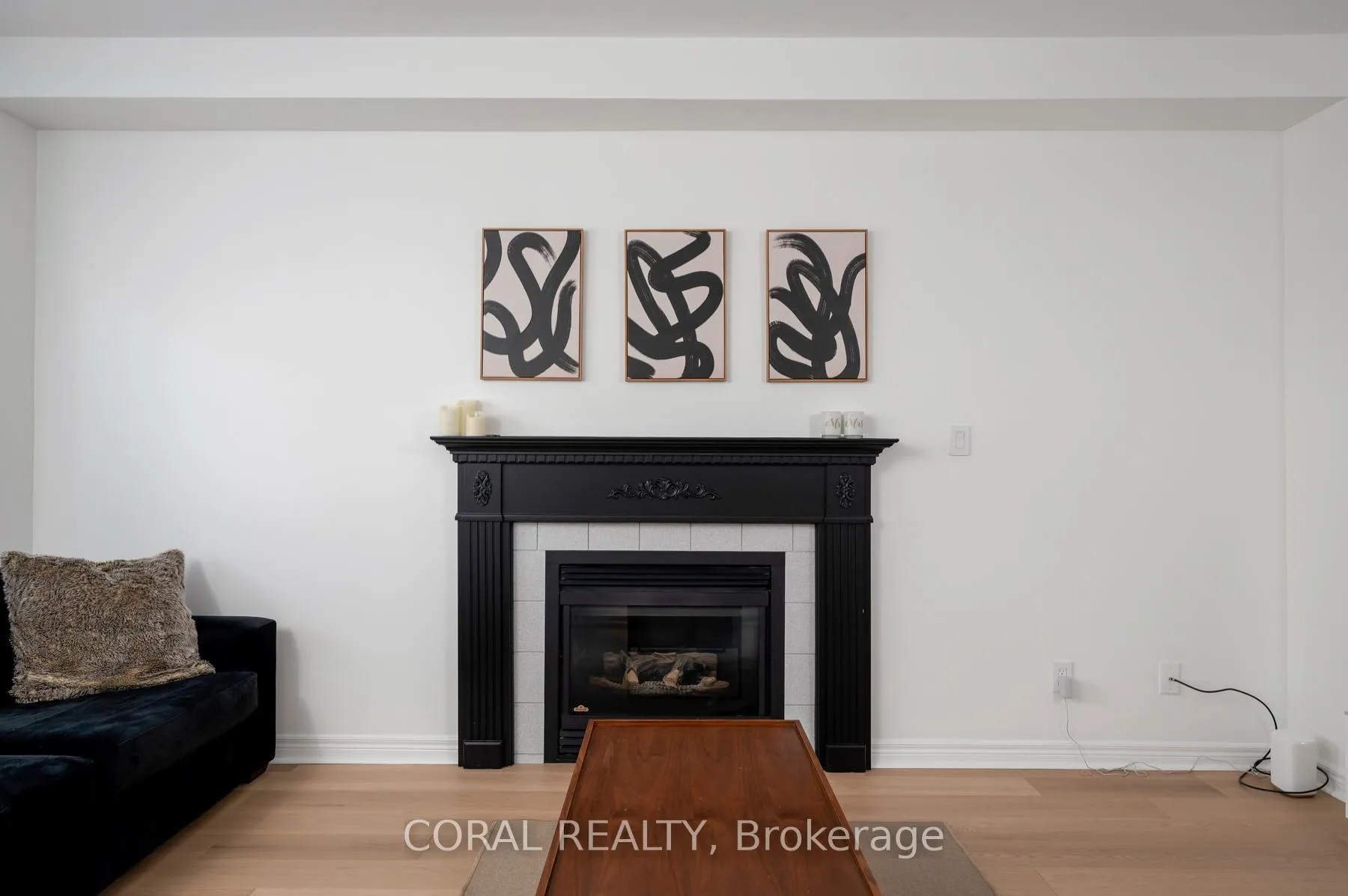 Photo 14 of 947 Wingarden Crescent, Pickering, Dunbarton — HOMEH