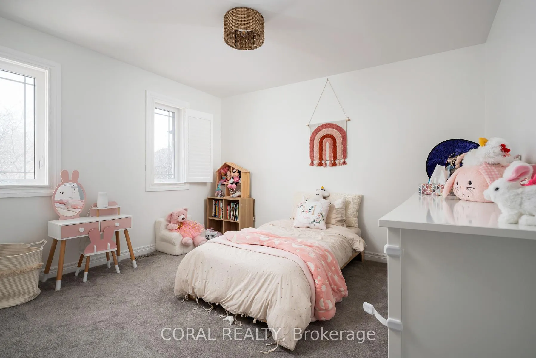 Photo 37 of 947 Wingarden Crescent, Pickering, Dunbarton — HOMEH