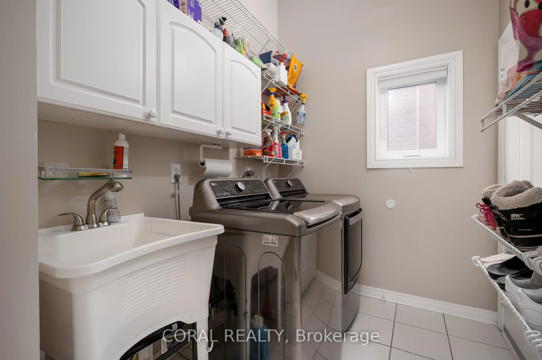 Photo 45 of 947 Wingarden Crescent, Pickering, Dunbarton — HOMEH