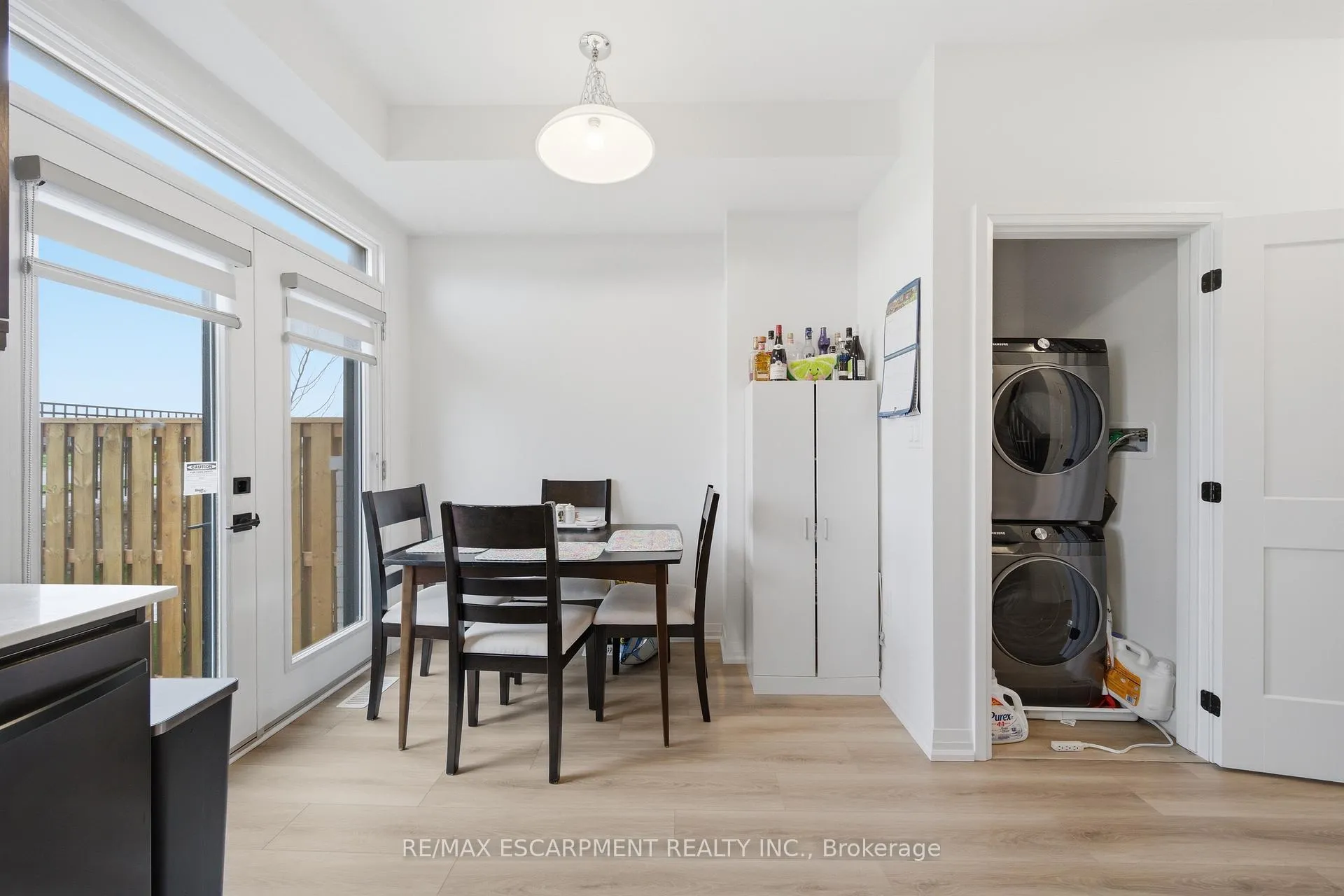 Photo 6 of 55 Tom Brown Drive, Brant, Paris — HOMEH