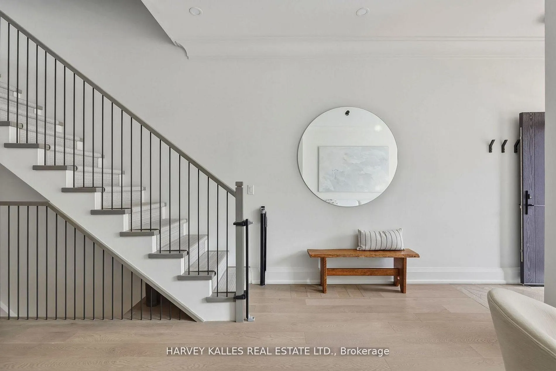 Photo 5 of 164 Albany Avenue, Toronto, The Annex — HOMEH