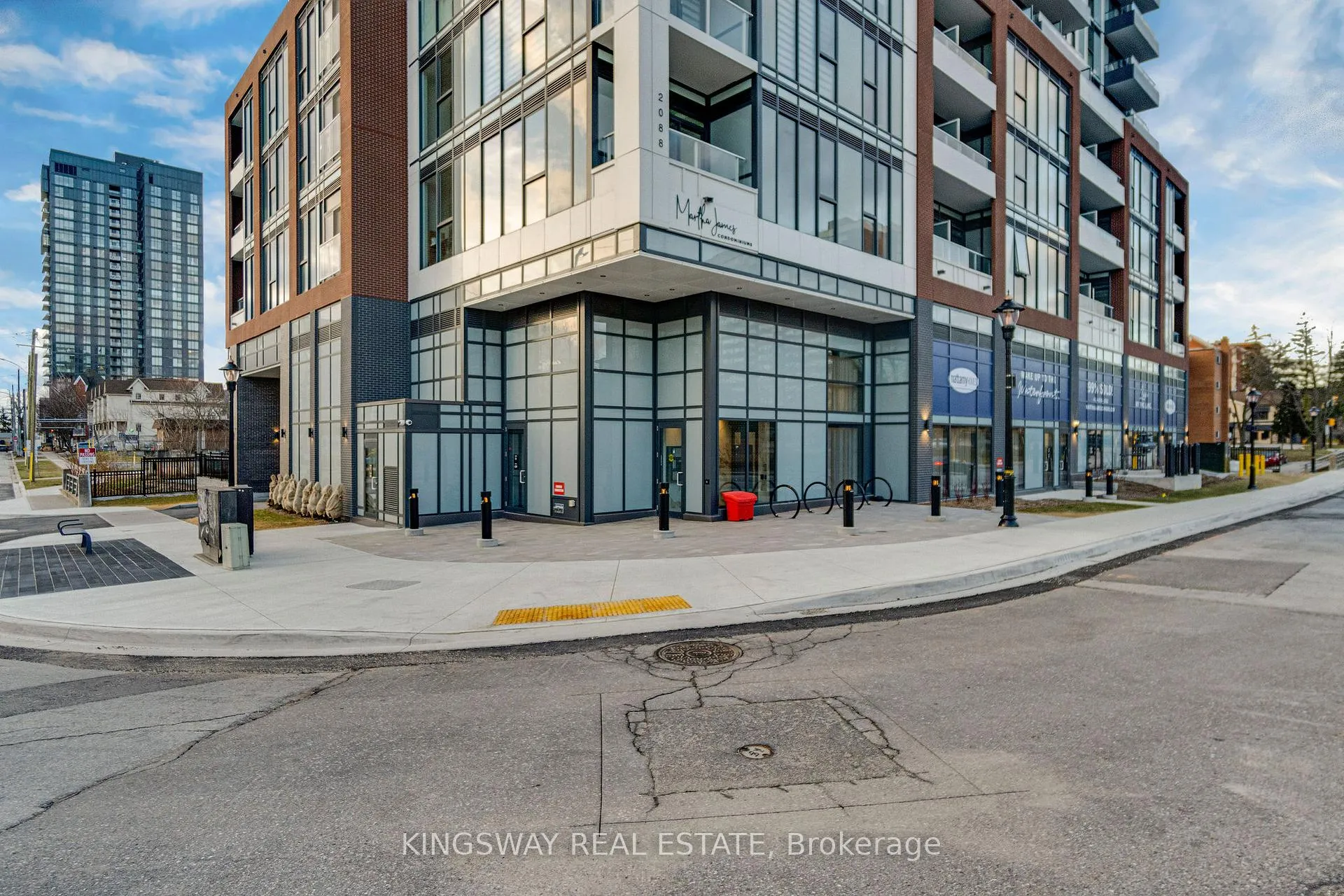 Photo 3 of Unit 207, 2088 James Street, Burlington, Brant — HOMEH