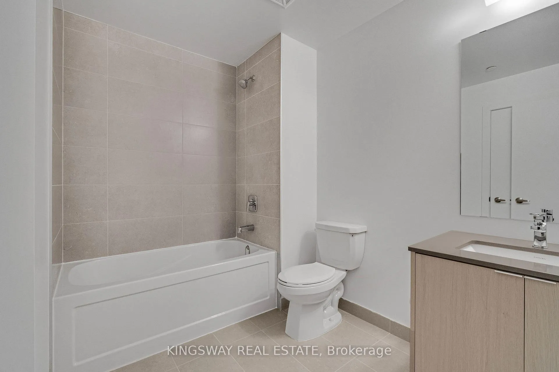 Photo 21 of Unit 207, 2088 James Street, Burlington, Brant — HOMEH