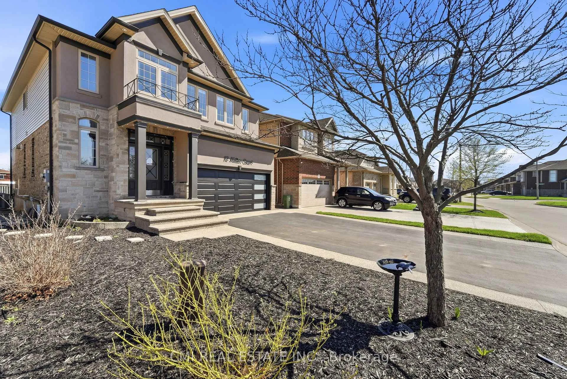 Photo 4 of 12 Mitten Court, Hamilton, Eleanor — HOMEH
