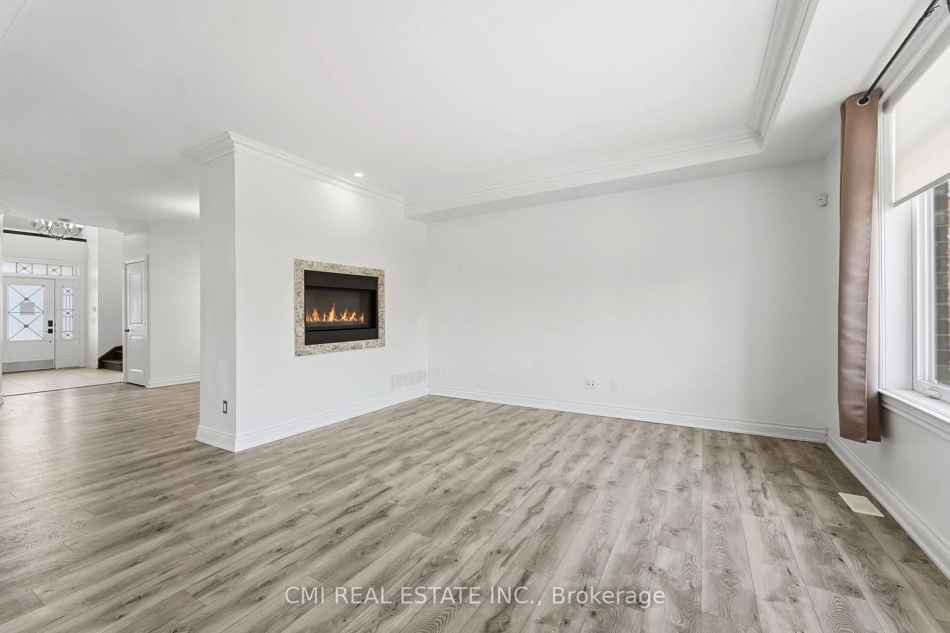 Photo 11 of 12 Mitten Court, Hamilton, Eleanor — HOMEH