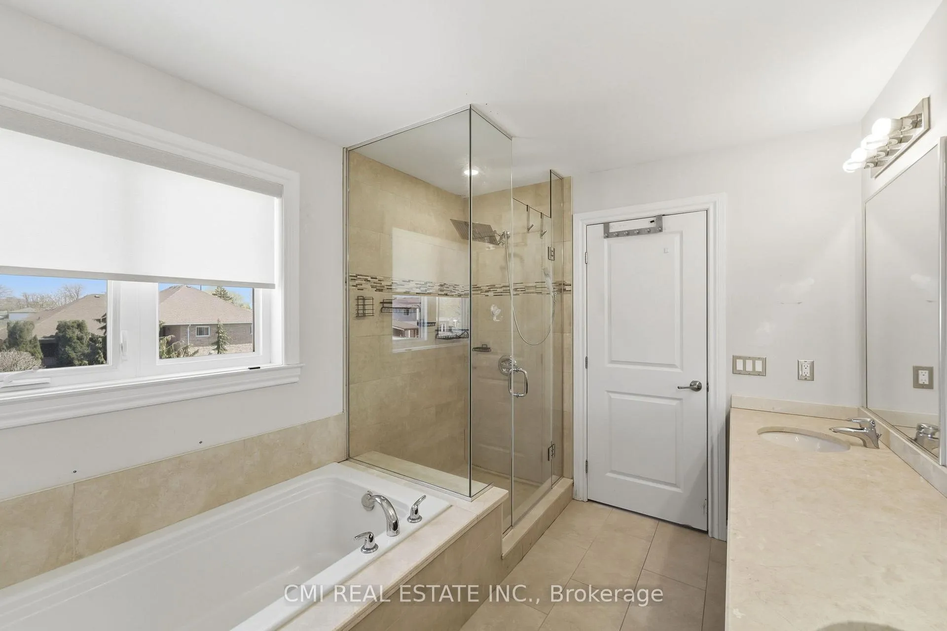 Photo 29 of 12 Mitten Court, Hamilton, Eleanor — HOMEH