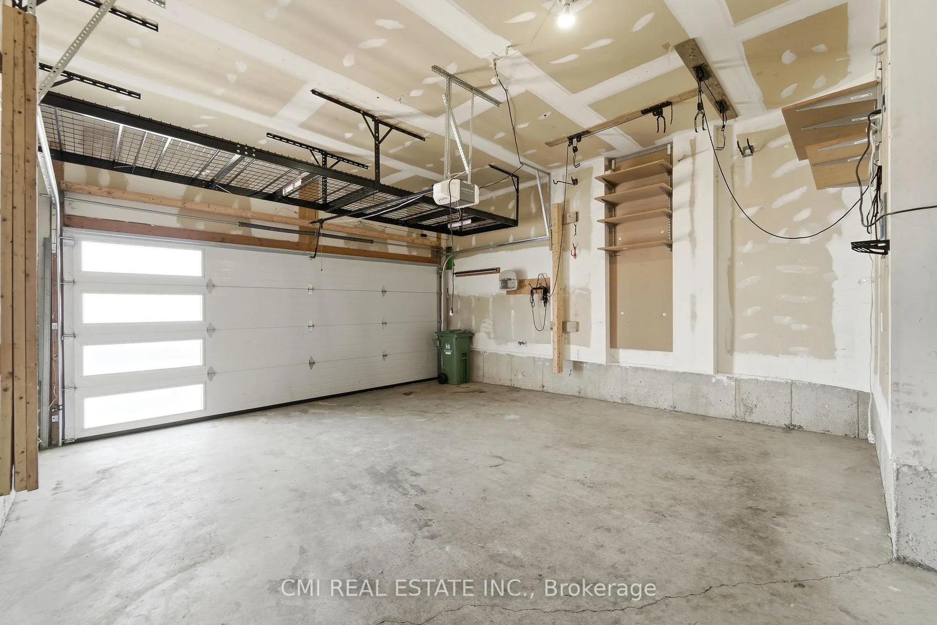 Photo 37 of 12 Mitten Court, Hamilton, Eleanor — HOMEH