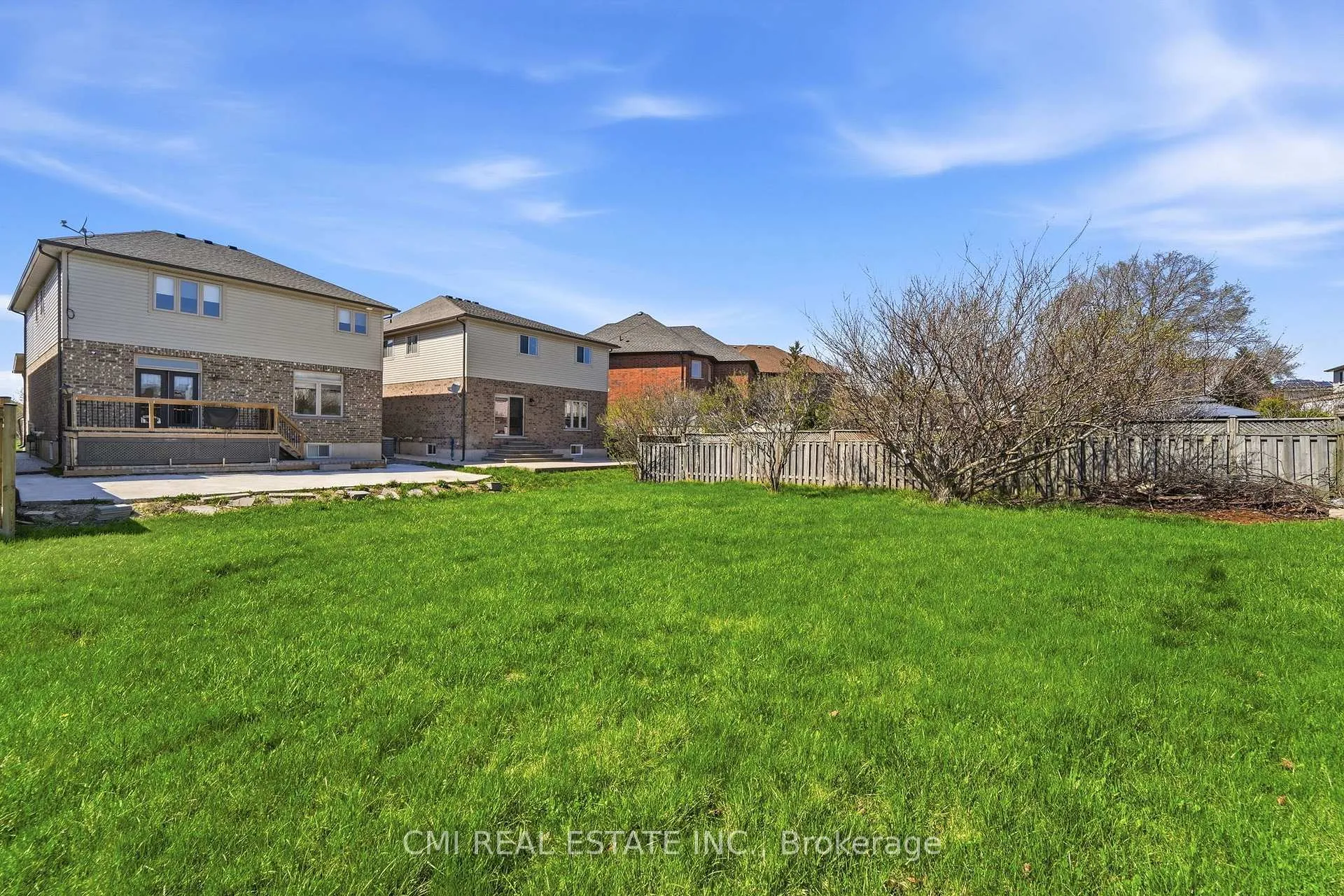 Photo 40 of 12 Mitten Court, Hamilton, Eleanor — HOMEH
