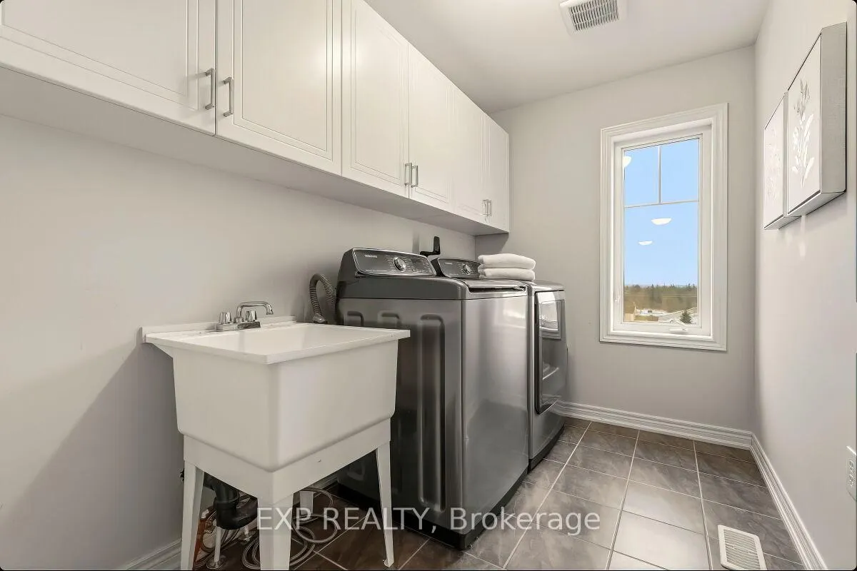 Photo 33 of 222 Blair Creek Drive, Kitchener — HOMEH