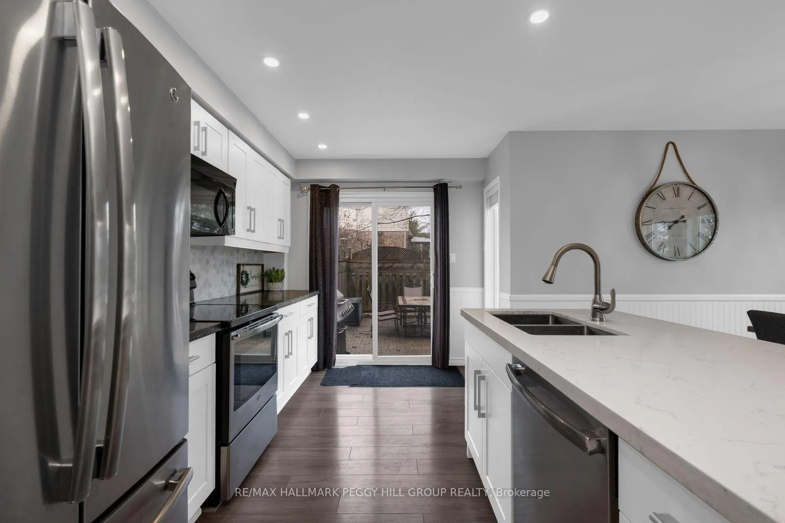 Photo 3 of 1237 Hill Street, Innisfil, Alcona — HOMEH
