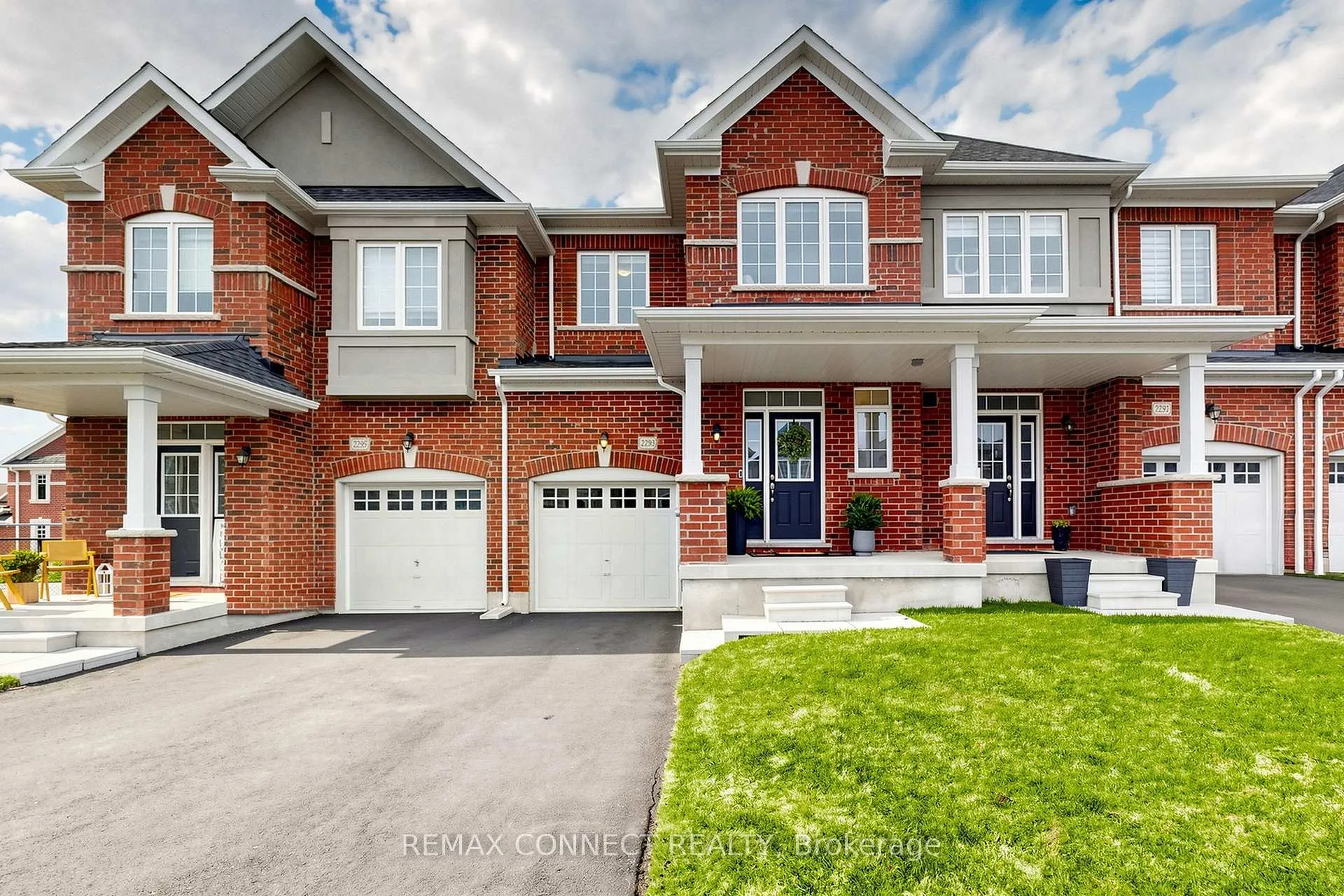 Photo 1 of 2293 Grainger Loop, Innisfil, Alcona — HOMEH