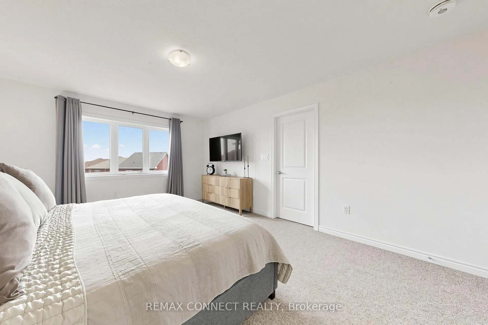 Photo 38 of 2293 Grainger Loop, Innisfil, Alcona — HOMEH