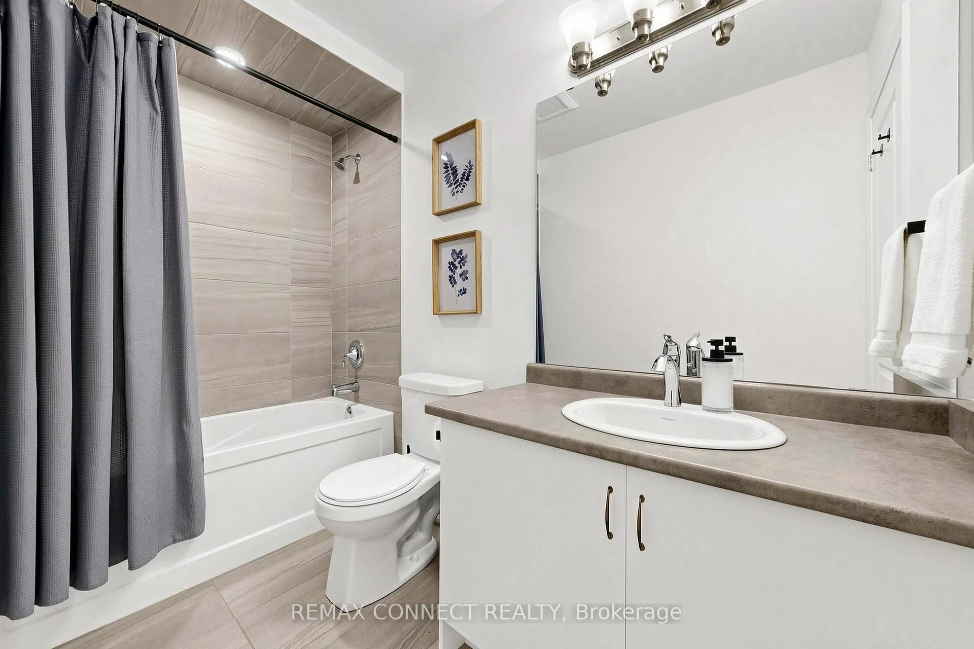 Photo 44 of 2293 Grainger Loop, Innisfil, Alcona — HOMEH