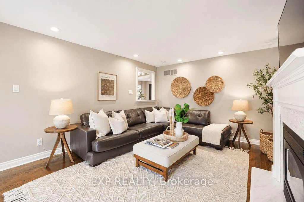 Photo 16 of 1965 Spruce Hill Road, Pickering, Dunbarton — HOMEH
