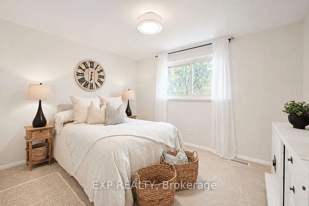 Photo 23 of 1965 Spruce Hill Road, Pickering, Dunbarton — HOMEH