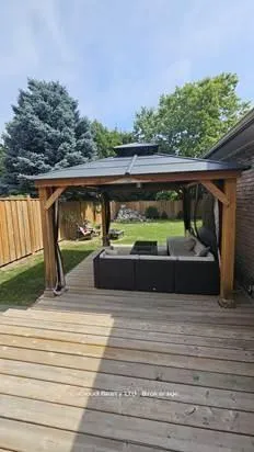 Photo 9 of Unit Main Flr, 71 Grassington Crescent, Brampton, Northgate — HOMEH