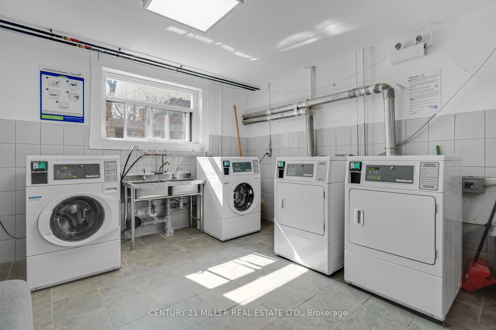 Photo 19 of Unit 2, 6 Saranac Boulevard, Toronto, Englemount-Lawrence — HOMEH