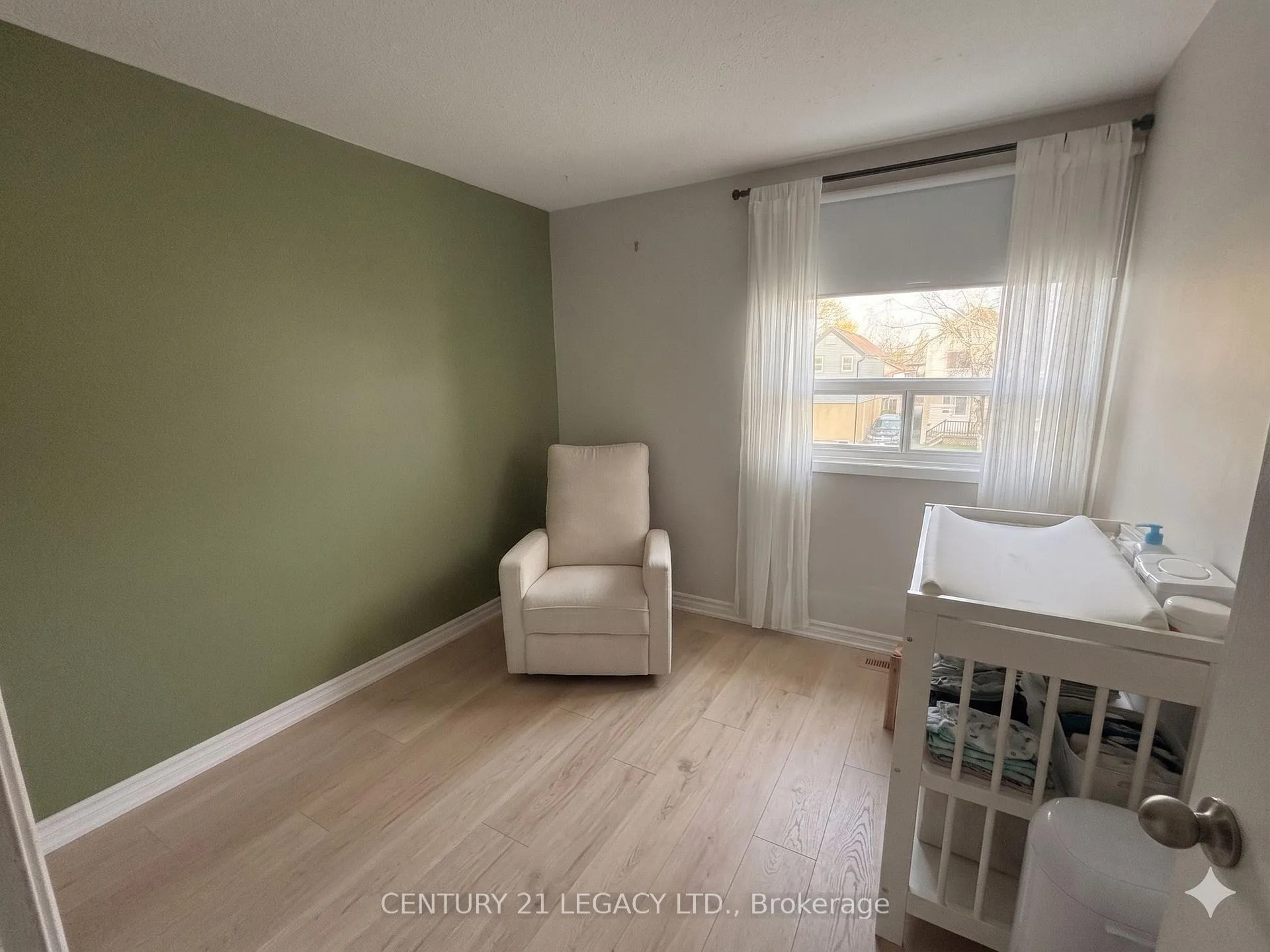 Photo 8 of 5 Haida Square, Brampton, Central Park — HOMEH