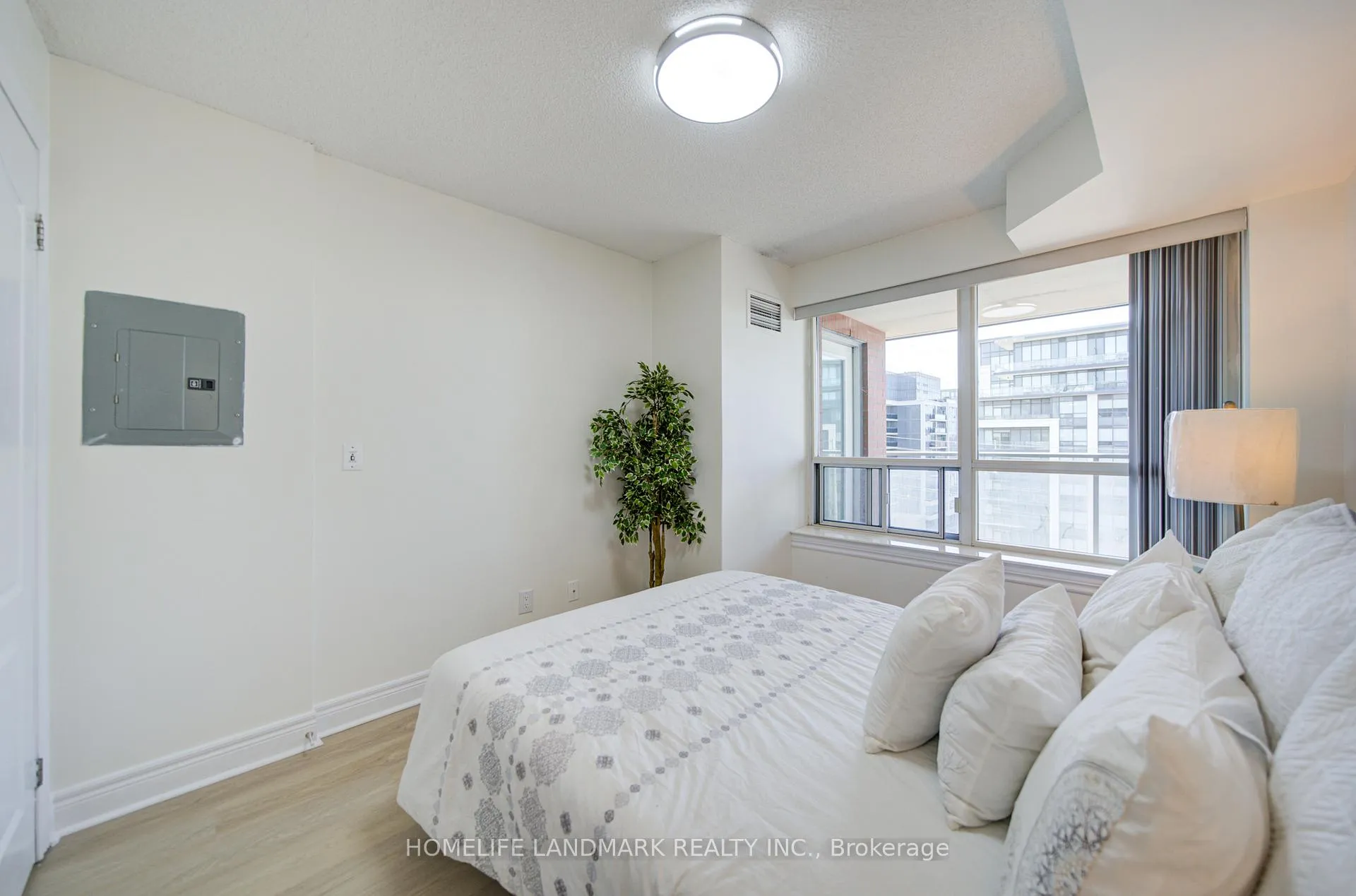 Photo 19 of Unit 912, 48 Suncrest Boulevard, Markham, Commerce Valley — HOMEH