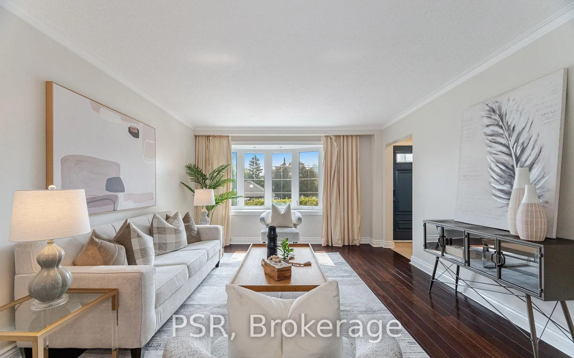 Photo 2 of 57 Stephen Drive, Etobicoke, Stonegate-Queensway — HOMEH
