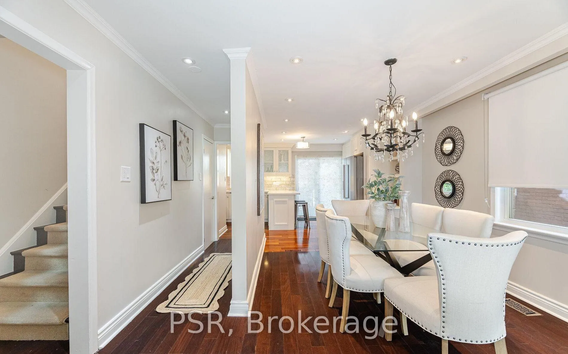 Photo 5 of 57 Stephen Drive, Etobicoke, Stonegate-Queensway — HOMEH