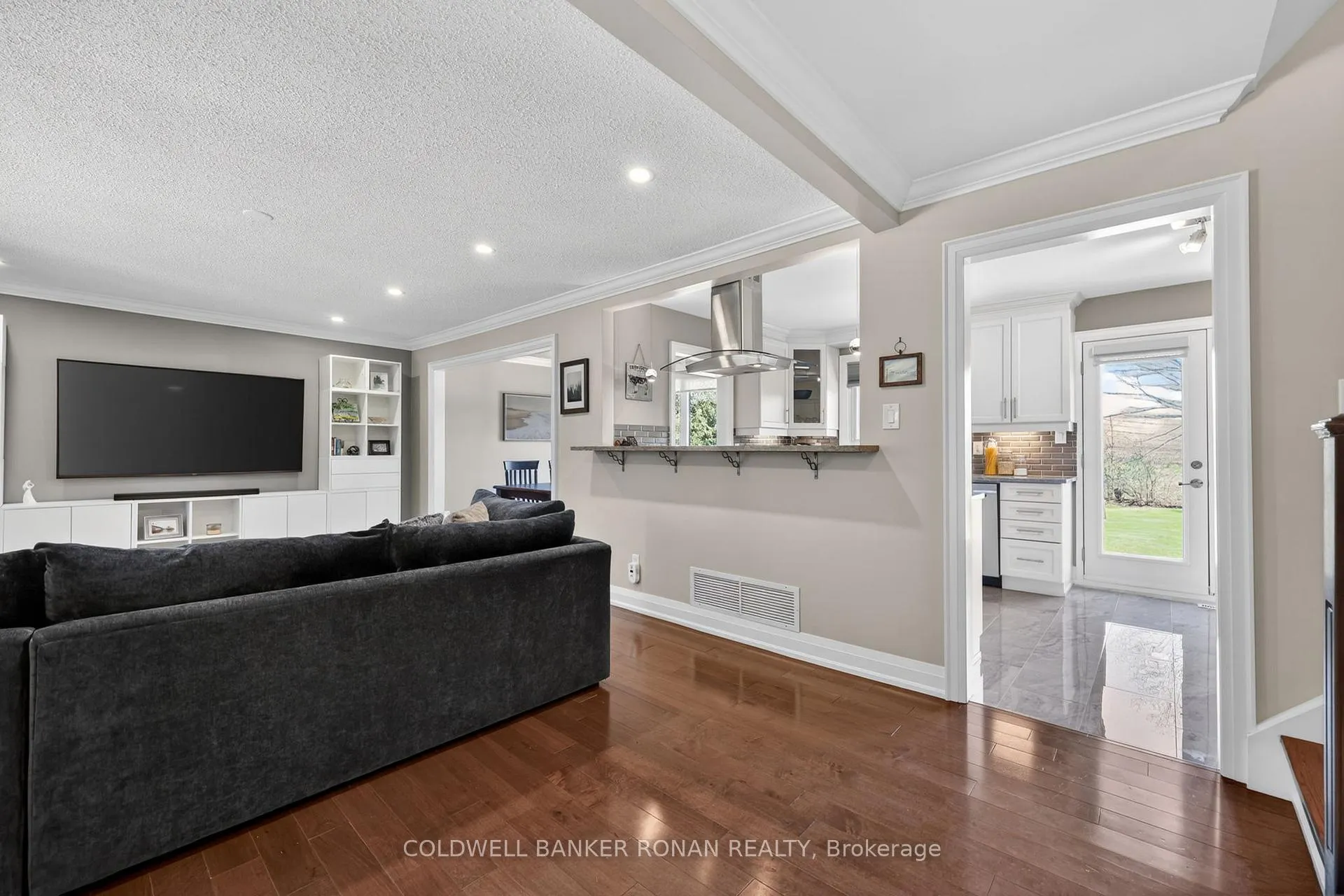 Photo 5 of 6749 2nd Line, New Tecumseth, Rural New Tecumseth — HOMEH