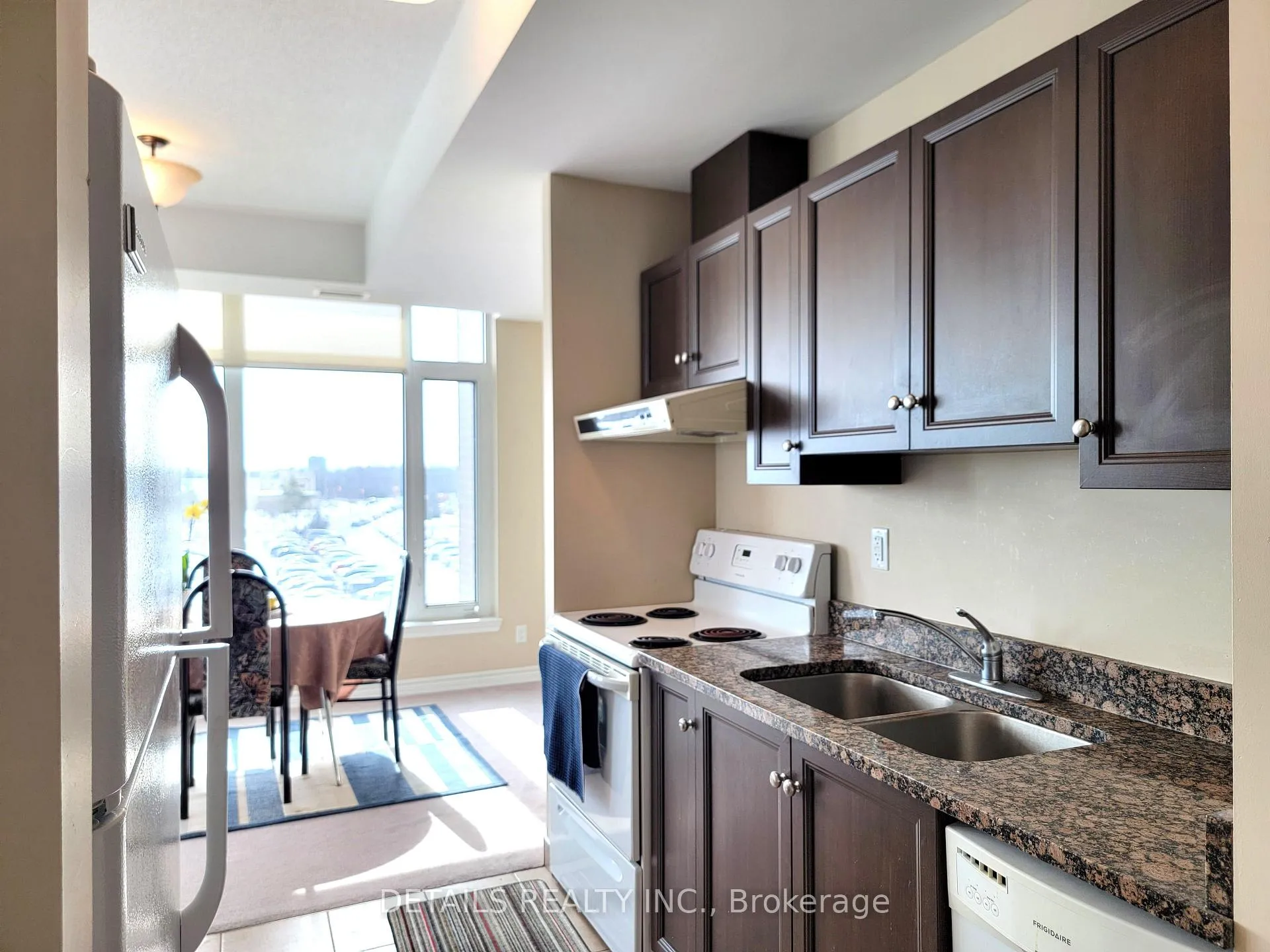 Photo 4 of Unit 402, 100 Roger Guindon Avenue, Ottawa, Riverview Park — HOMEH