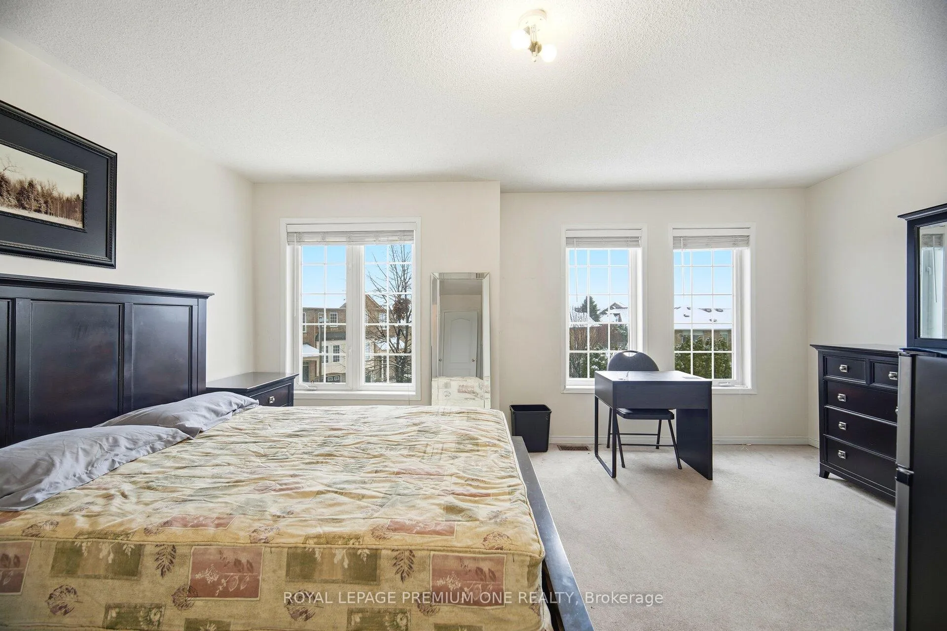 Photo 22 of Unit 31, 19 Foxchase Avenue, Vaughan, East Woodbridge — HOMEH