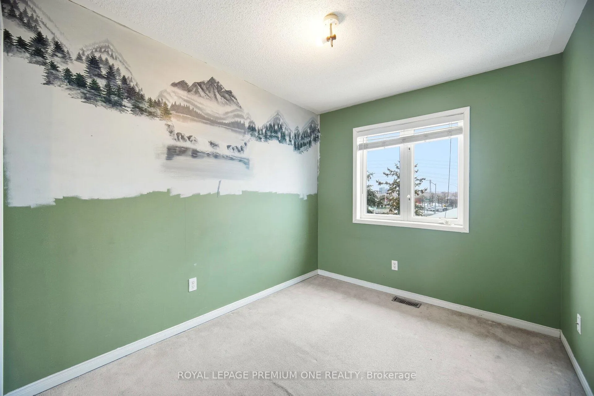 Photo 28 of Unit 31, 19 Foxchase Avenue, Vaughan, East Woodbridge — HOMEH