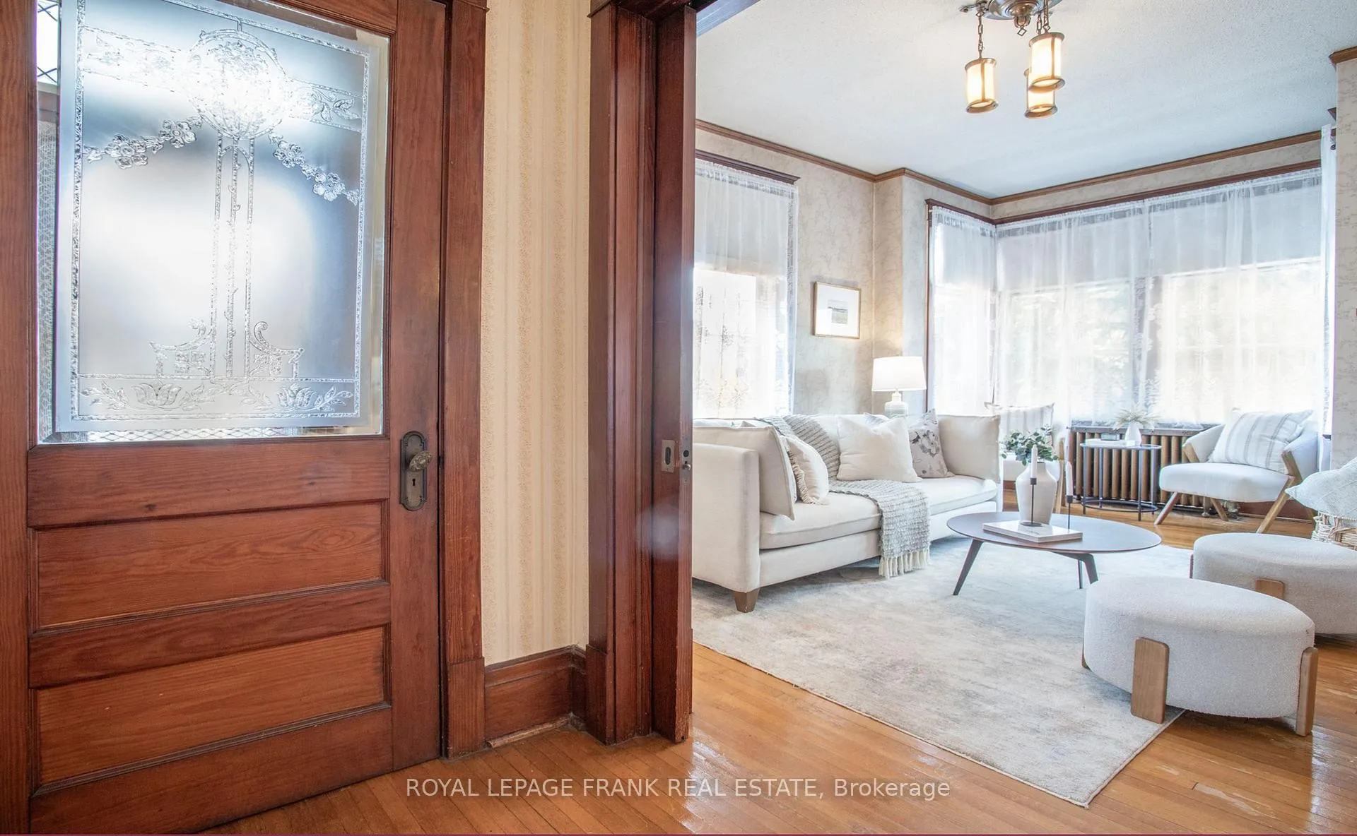 Photo 5 of 33 Fairbanks Street, Oshawa, Central — HOMEH