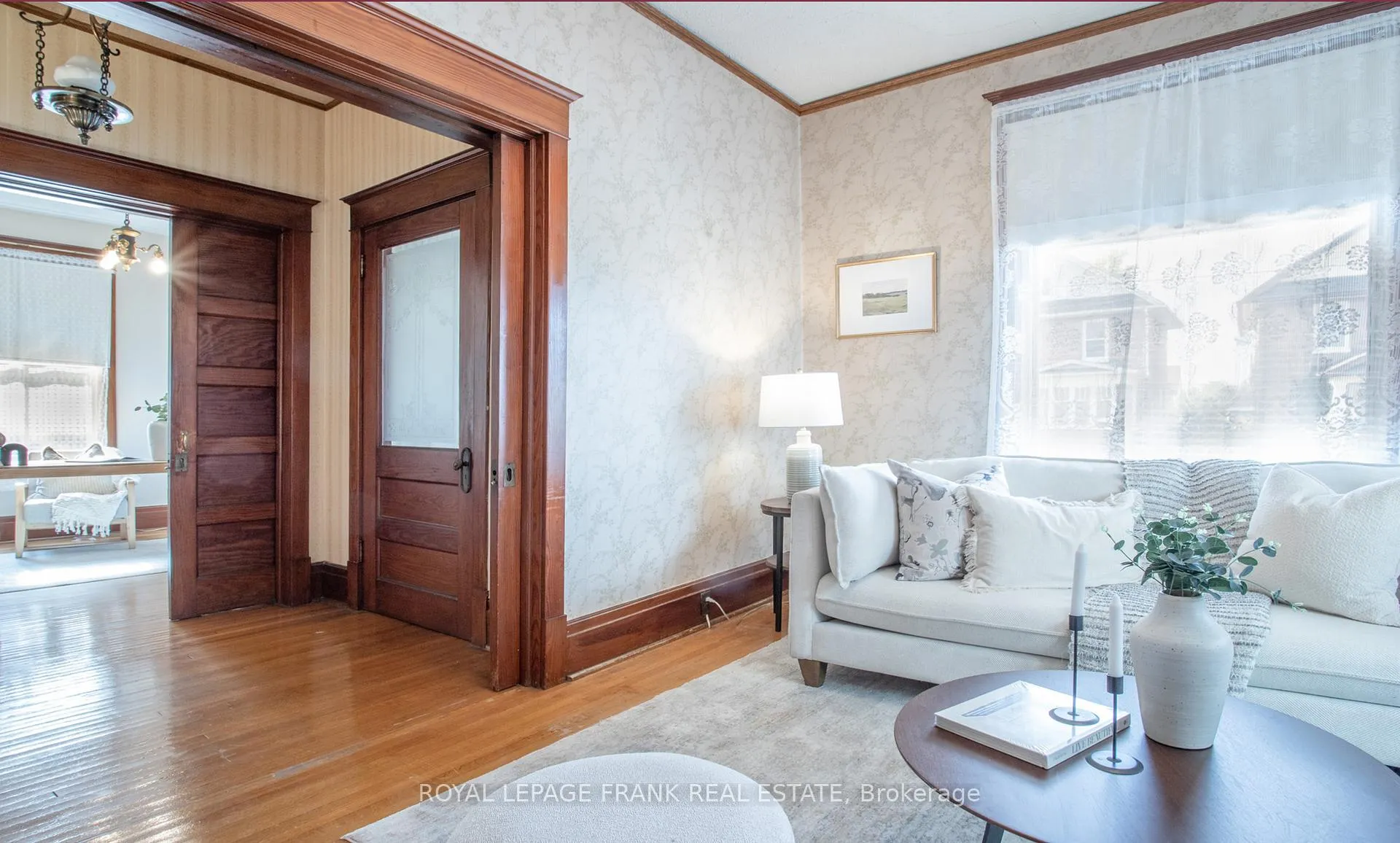 Photo 7 of 33 Fairbanks Street, Oshawa, Central — HOMEH