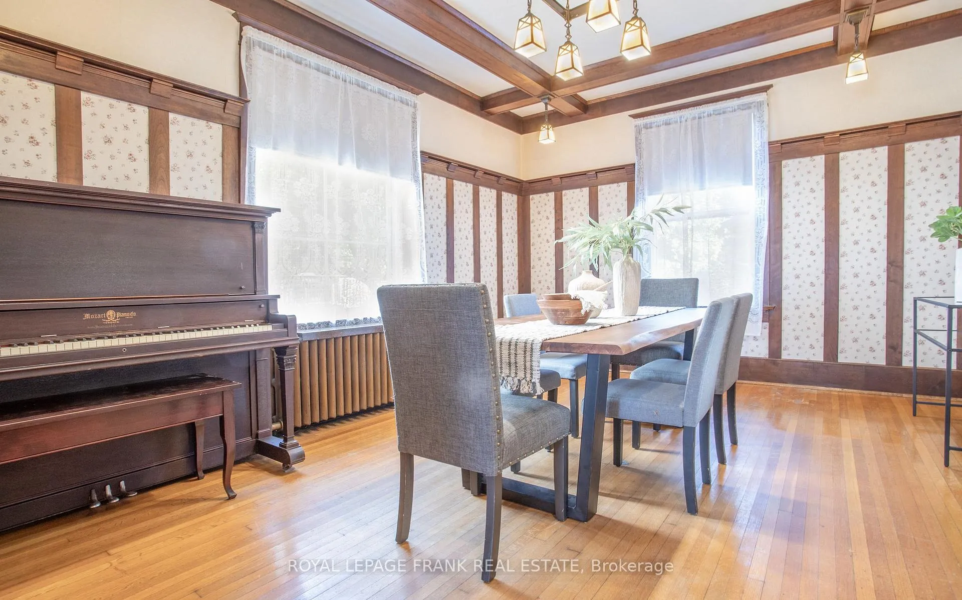 Photo 10 of 33 Fairbanks Street, Oshawa, Central — HOMEH